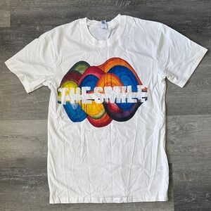 THE SMILE Graphic T-Shirt